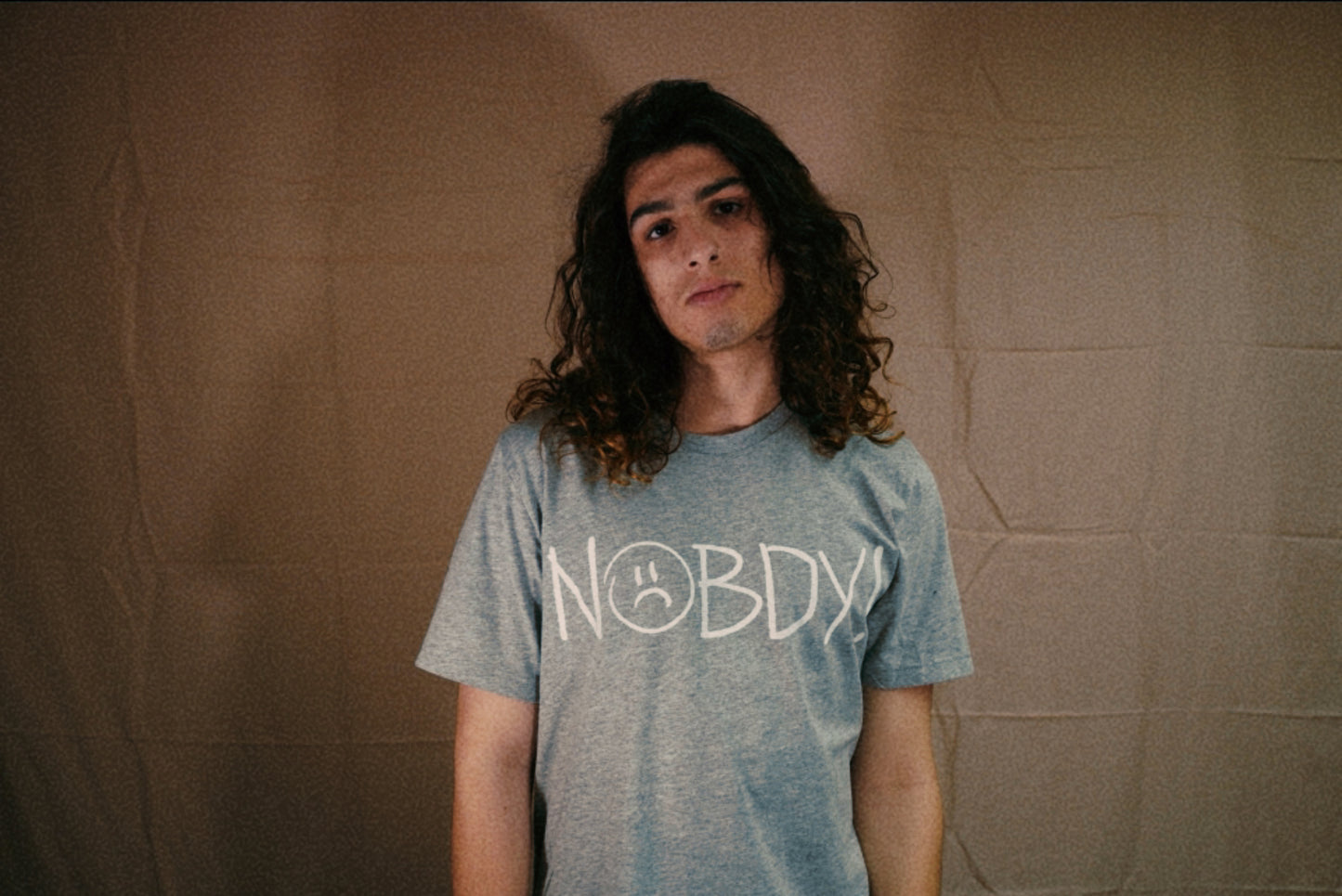 Nobdy t-shirt "gray!"